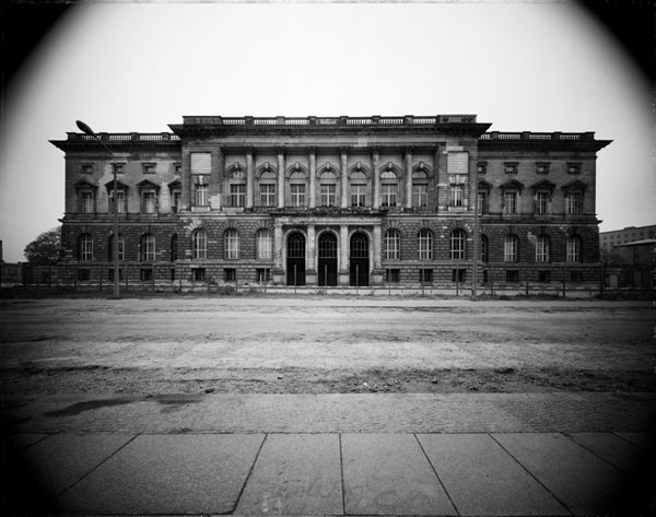House der Flugers at the Site of the Berlin Wall	&nbsp;	&nbsp;1990